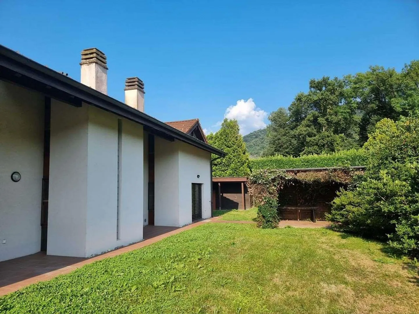 ORIGLIO: single-family house with large garden - Photo 2 of 6