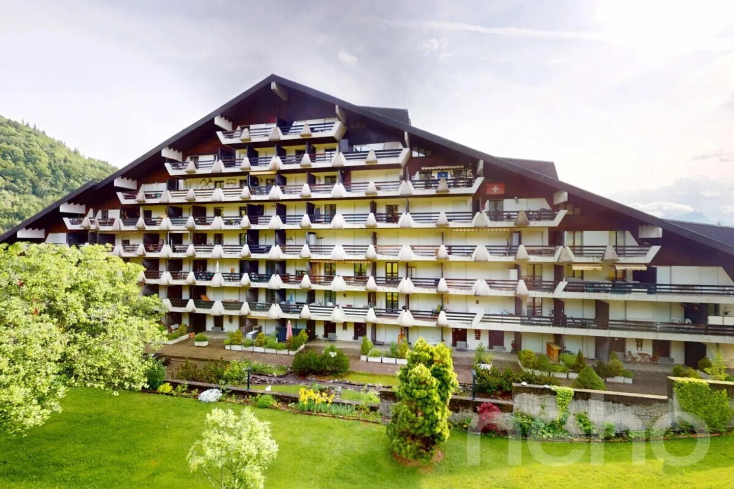 Studio ristrutturato esclusivo con terrazza a livello del suolo - Foto 4 di 13