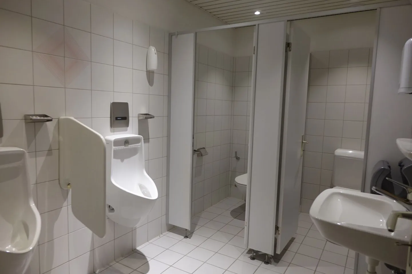 Flexible Gewerbefläche mit Terrasse - Foto 13 von 22