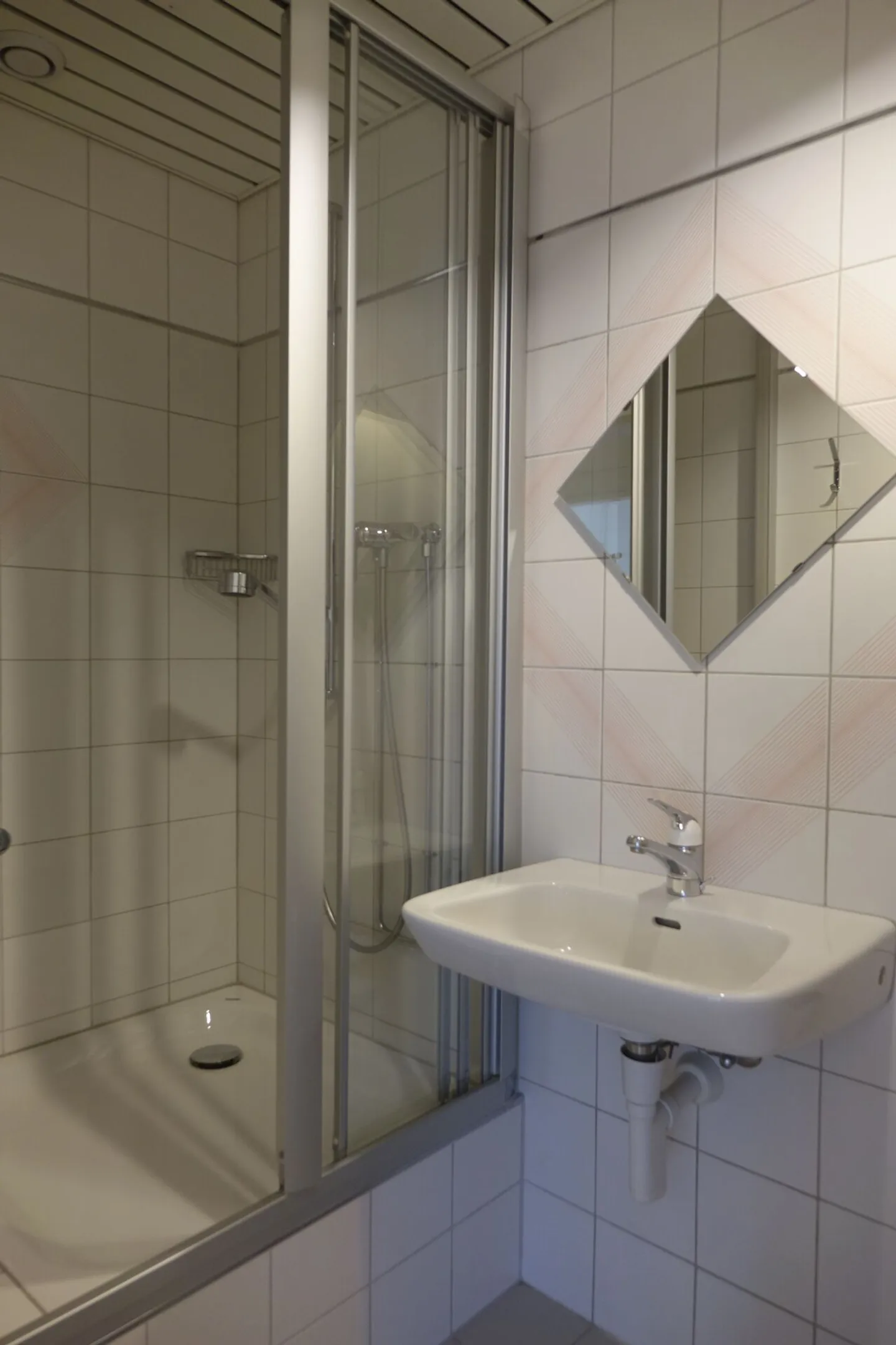 Flexible Gewerbefläche mit Terrasse - Foto 15 von 22