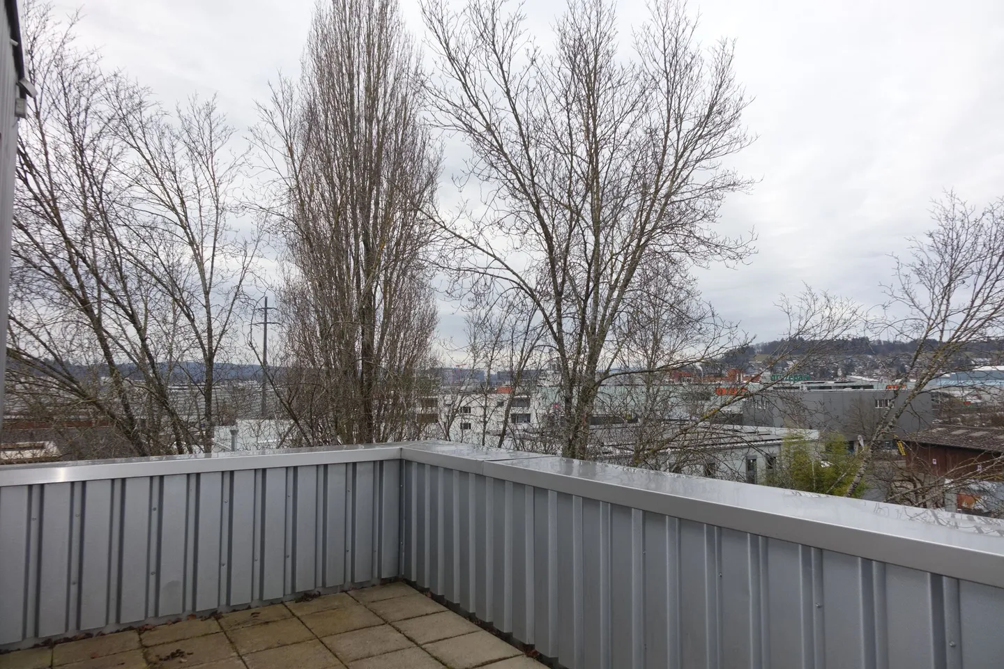 Flexible Gewerbefläche mit Terrasse - Foto 18 von 22