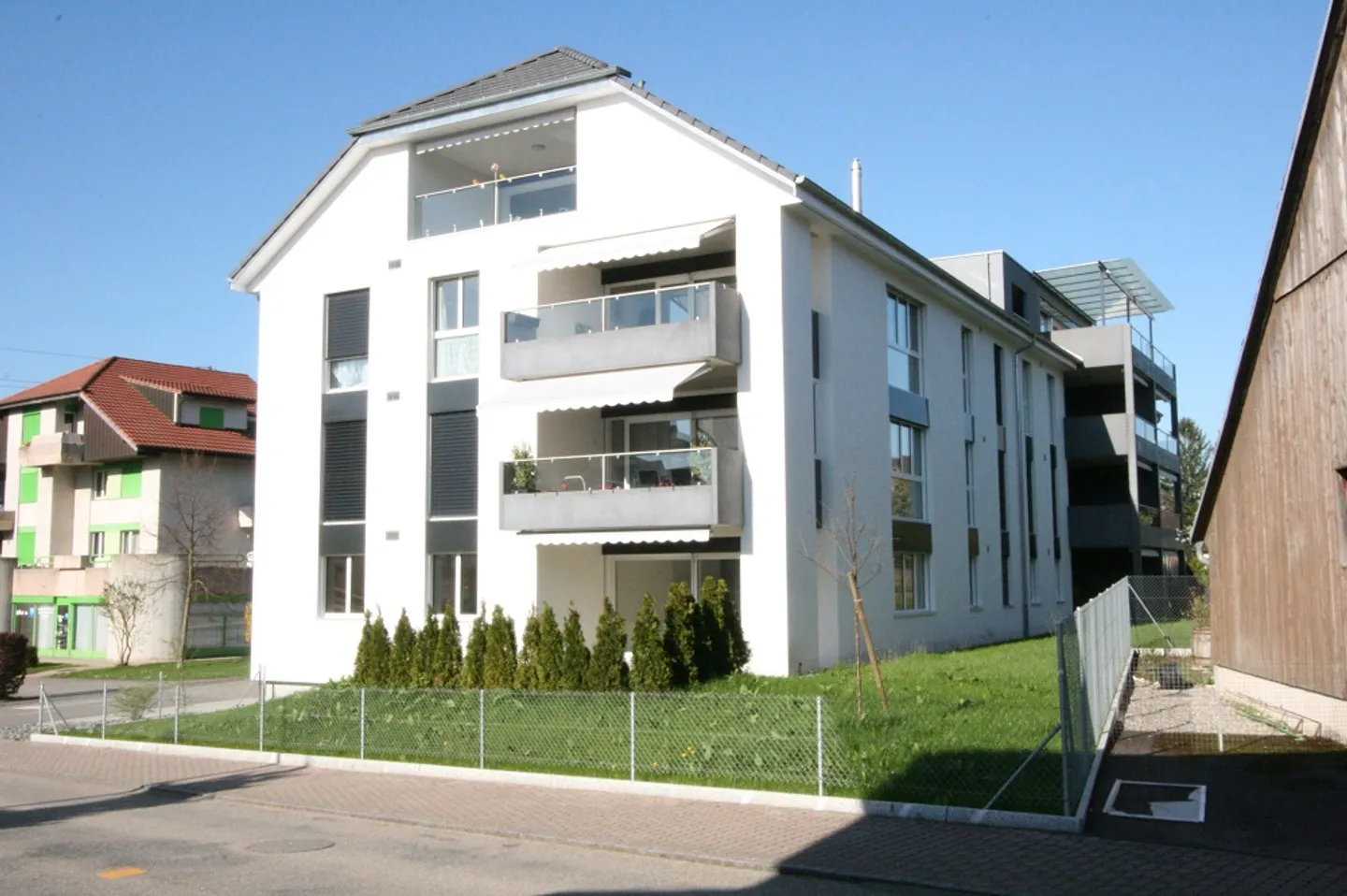 4.5 Room Apartment - Photo 1 of 8