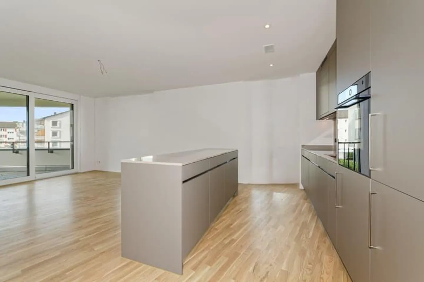 Neubauwohnung an traumhafter Lage direkt am Seeufer in Rapperswil-Jona - Foto 3 von 5