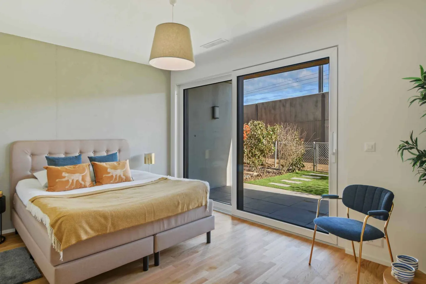 Contemporary Duplex in Bella Vista - Photo 6 of 11