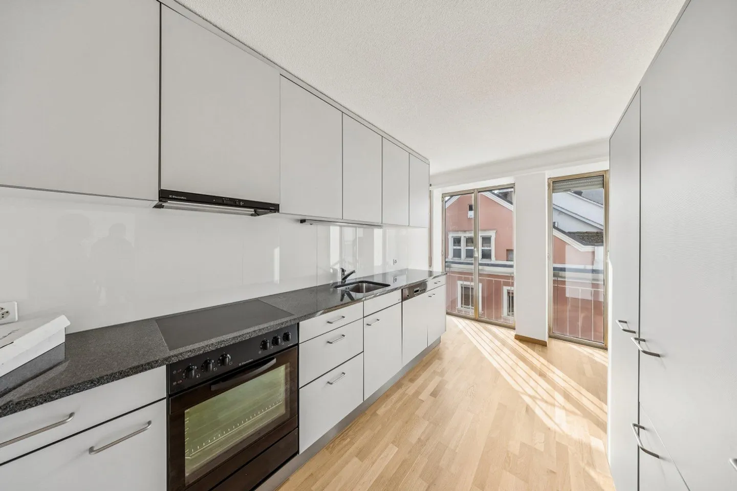 Votre nouvelle oasis de bien-être au centre de Bienne ! - Photo 2 sur 10