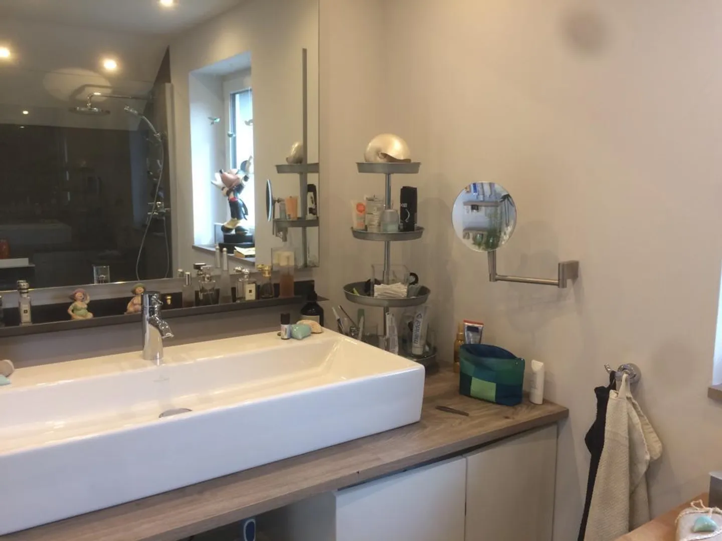 Charmante Dachwohnung mit Galerie - Foto 10 von 15
