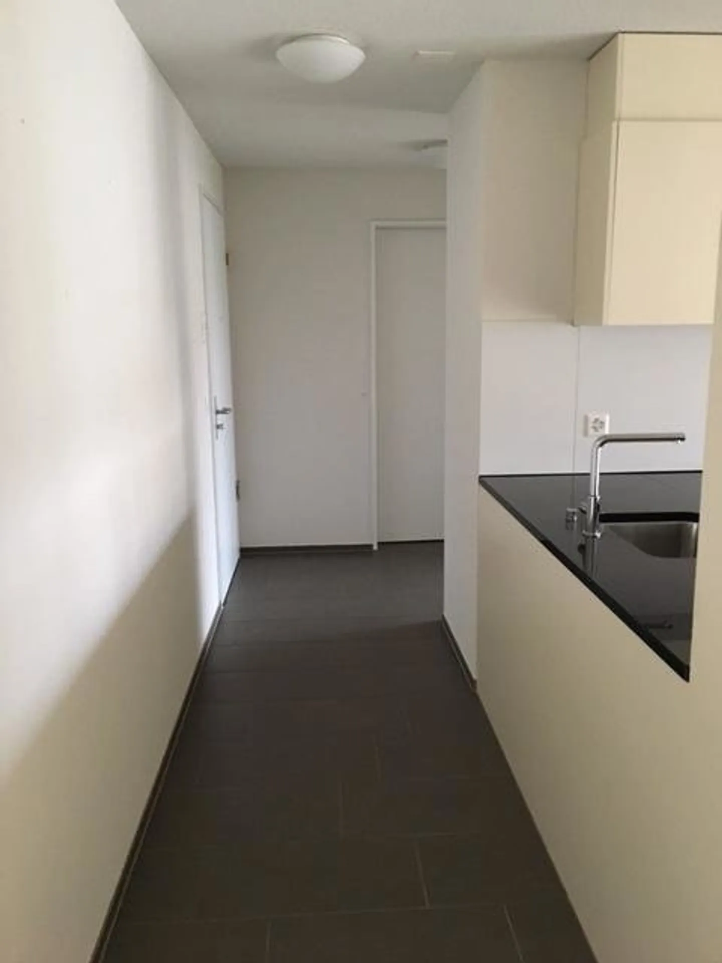 Modernes 2.5-Zimmer-Apartment - Foto 7 von 9
