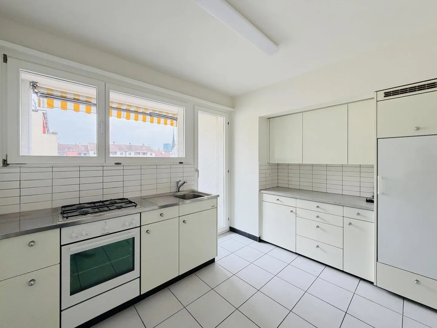 Attractive, bright and well-kept apartment - Living in the vibrant Klybeck - Photo 2 of 11