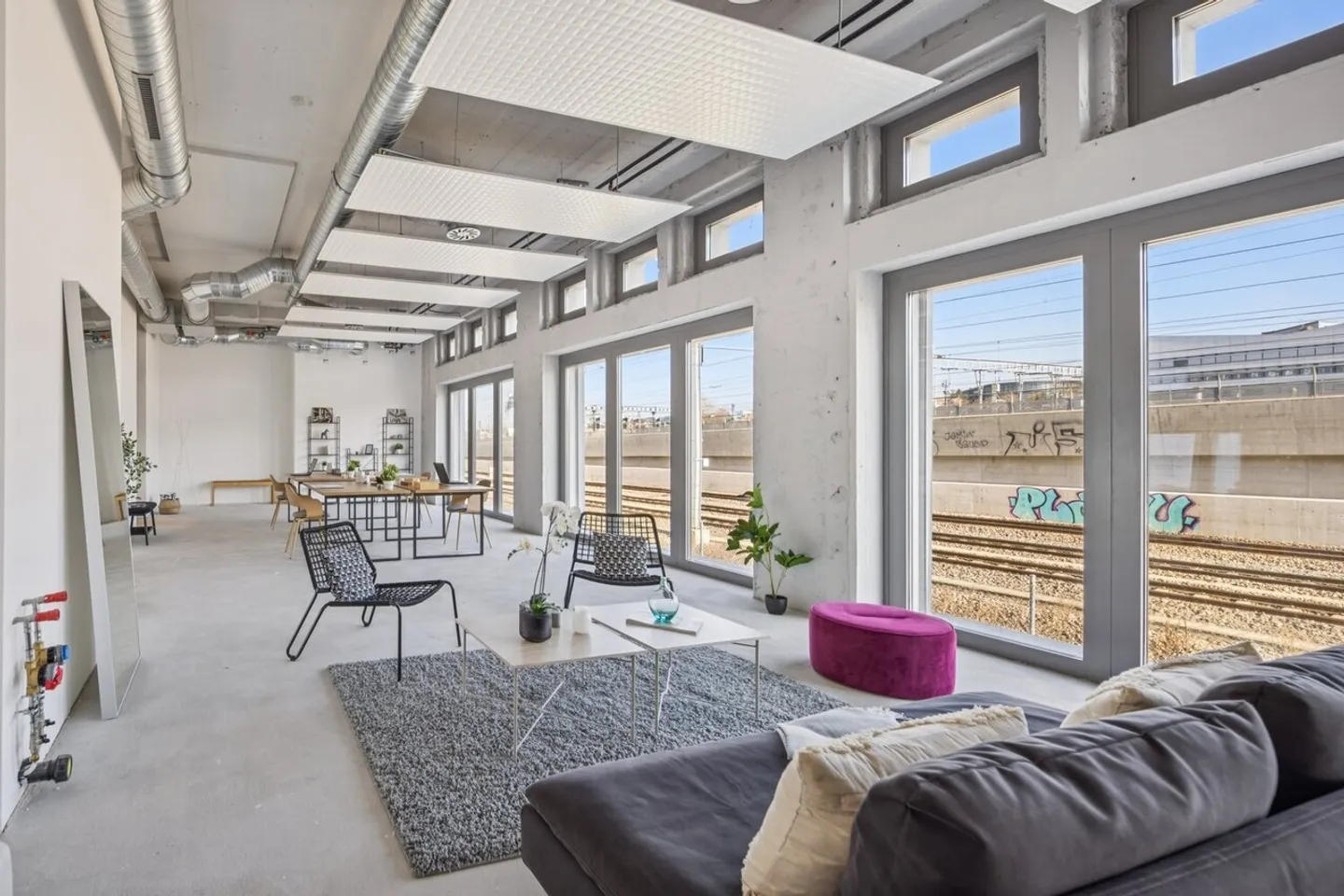 Ihre zukünftigen Räumlichkeiten mit einem Klick! - Foto 2 von 10