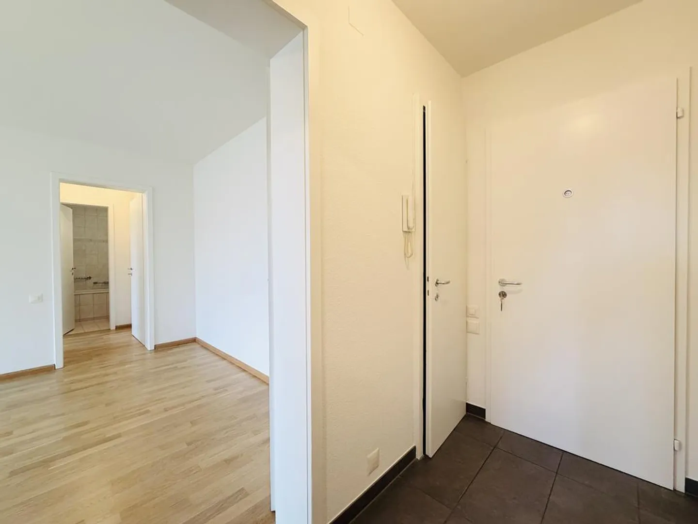 Attractive, bright and well-kept apartment - Living in the vibrant Klybeck - Photo 5 of 11