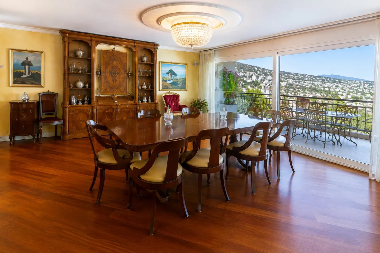 Appartamento elegante con terrazza - Foto 1 di 7