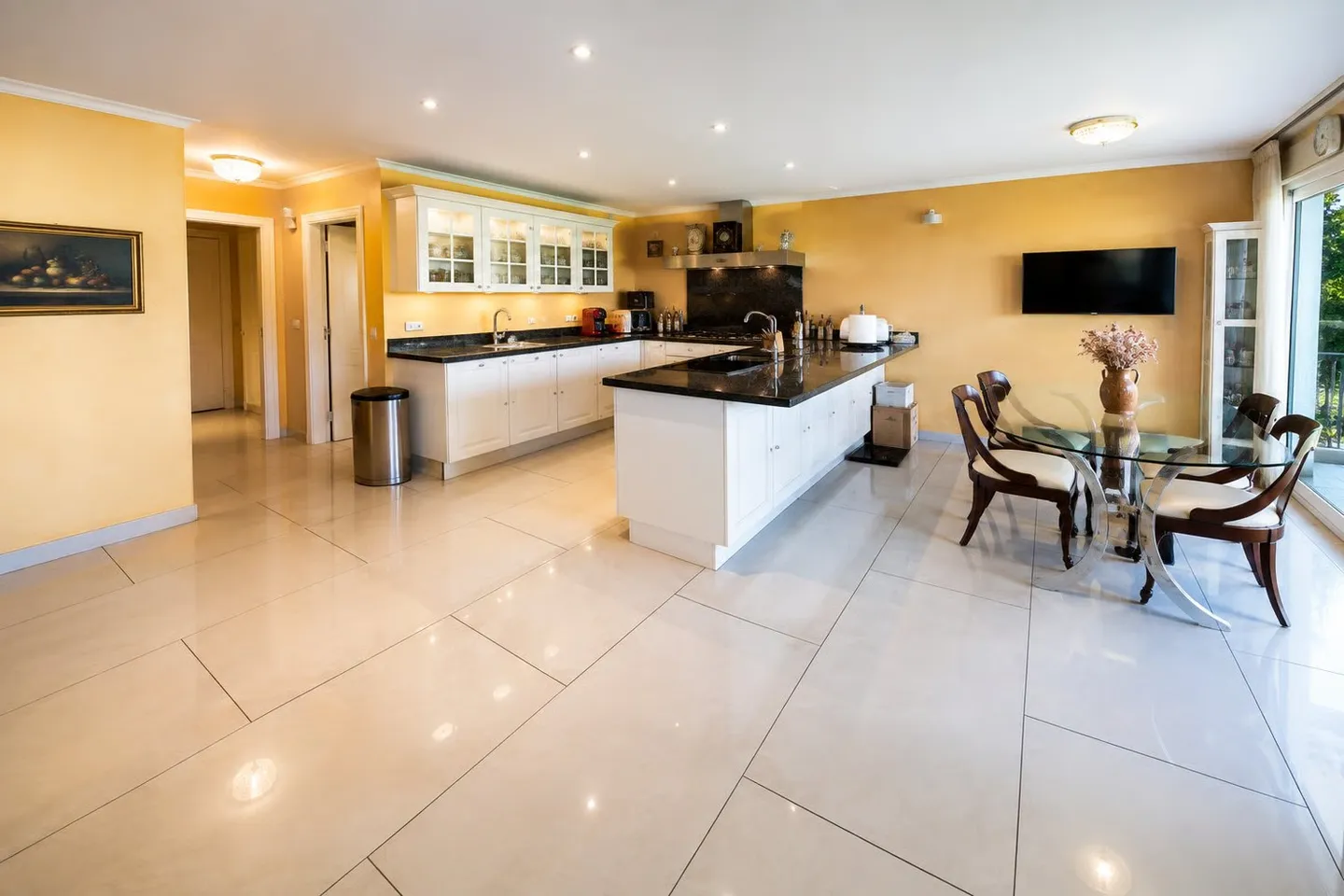 Appartamento elegante con terrazza - Foto 5 di 7