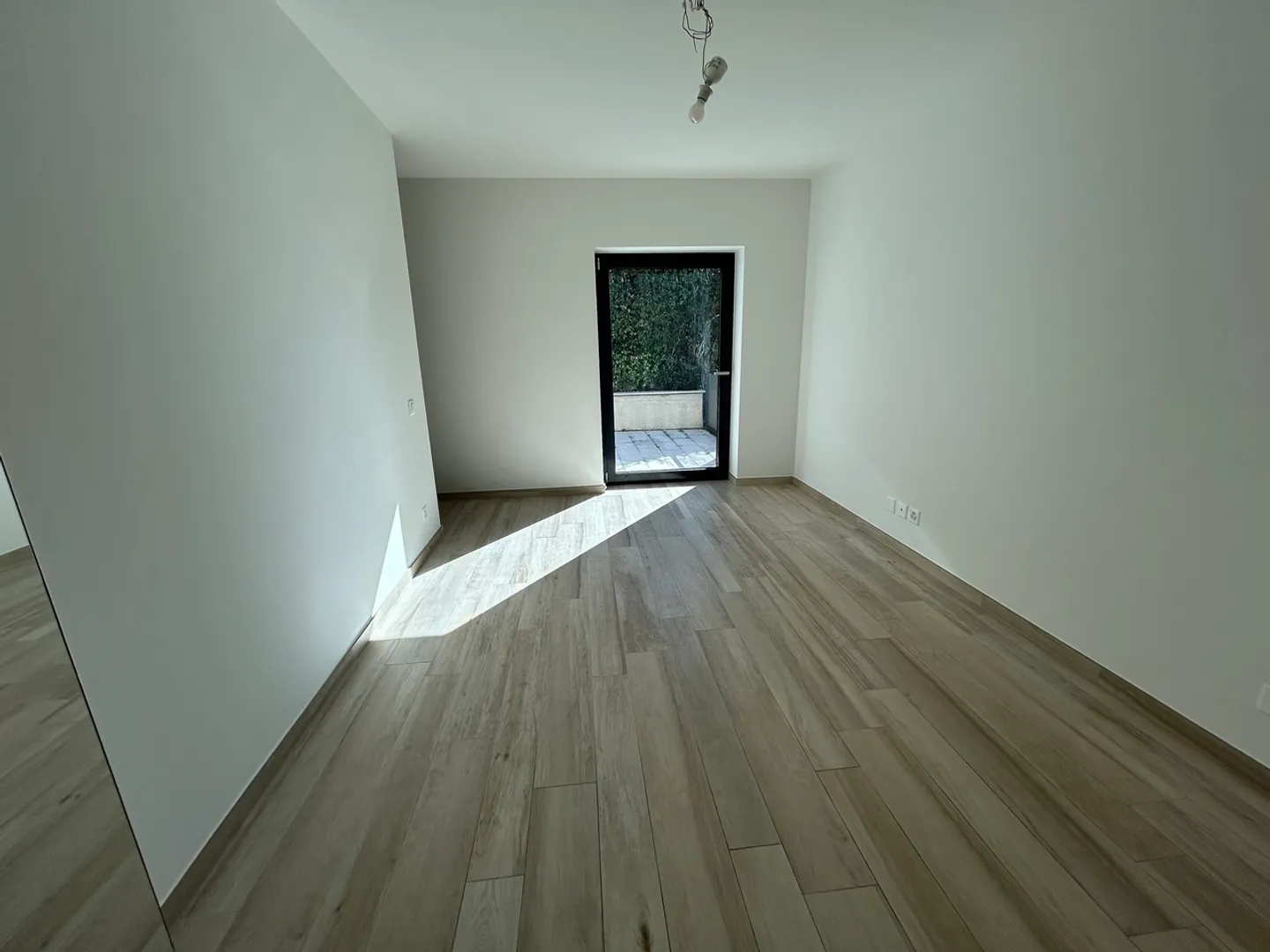 Appartement moderne 4.5 pièces - Photo 3 sur 7