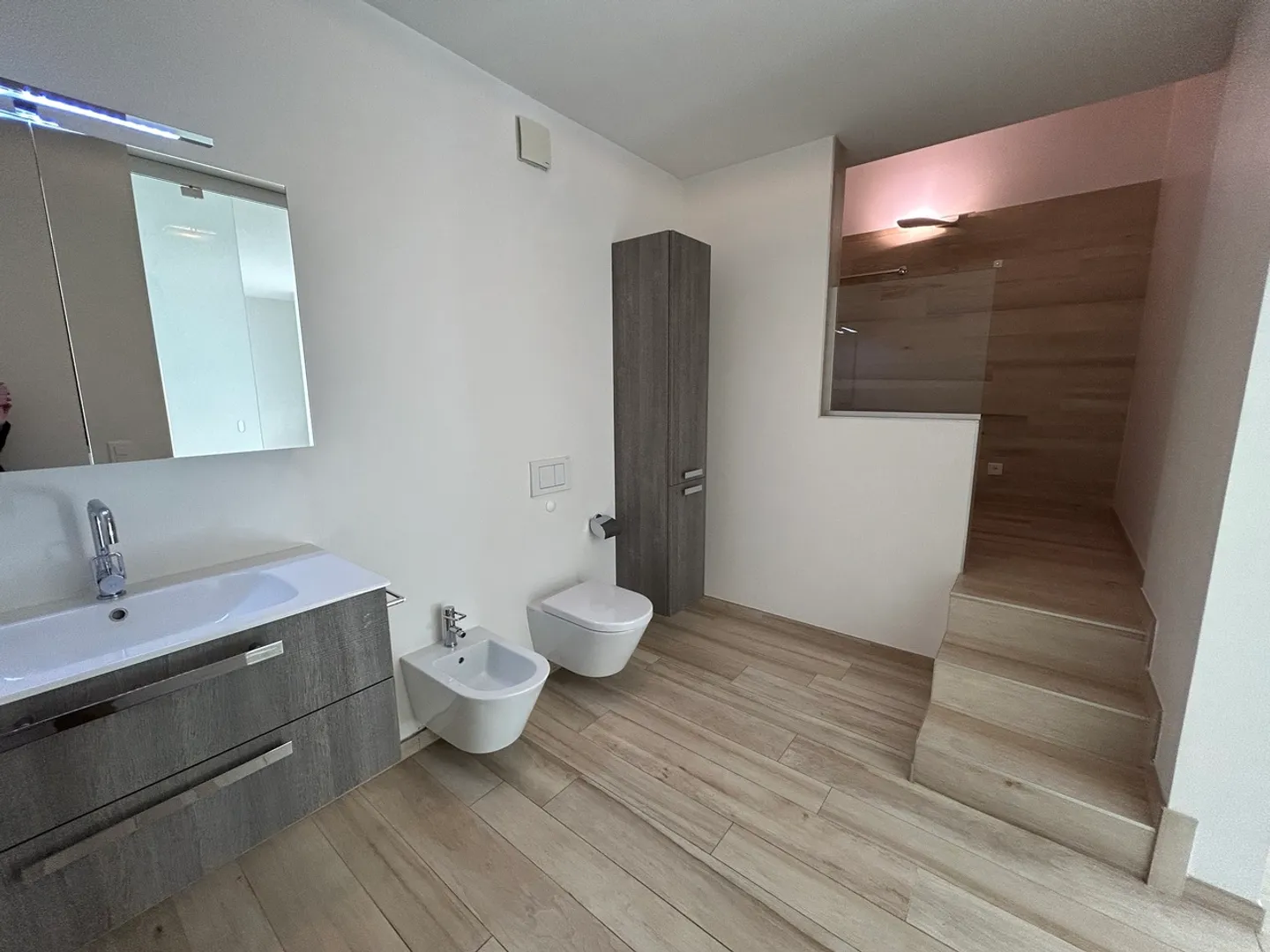 Appartement moderne 4.5 pièces - Photo 4 sur 7