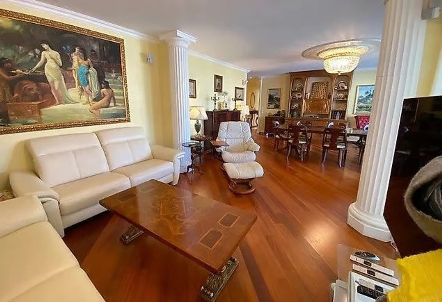 Appartamento elegante con terrazza - Foto 3 di 7