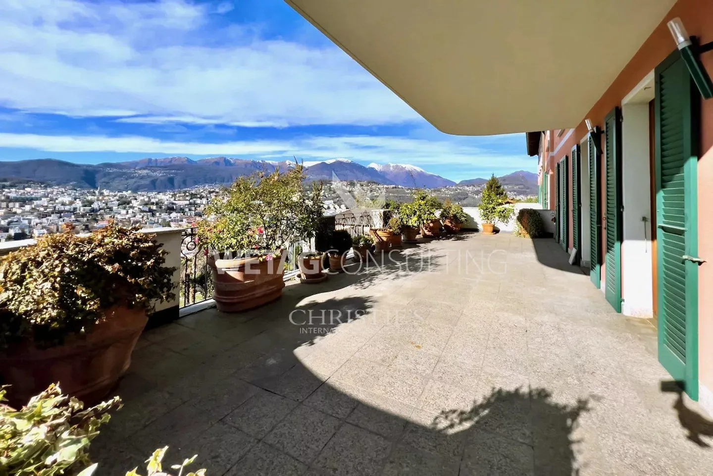 Ruvigliana: Apartment with magnificent lake view & swimming pool for sale - Photo 6 of 10