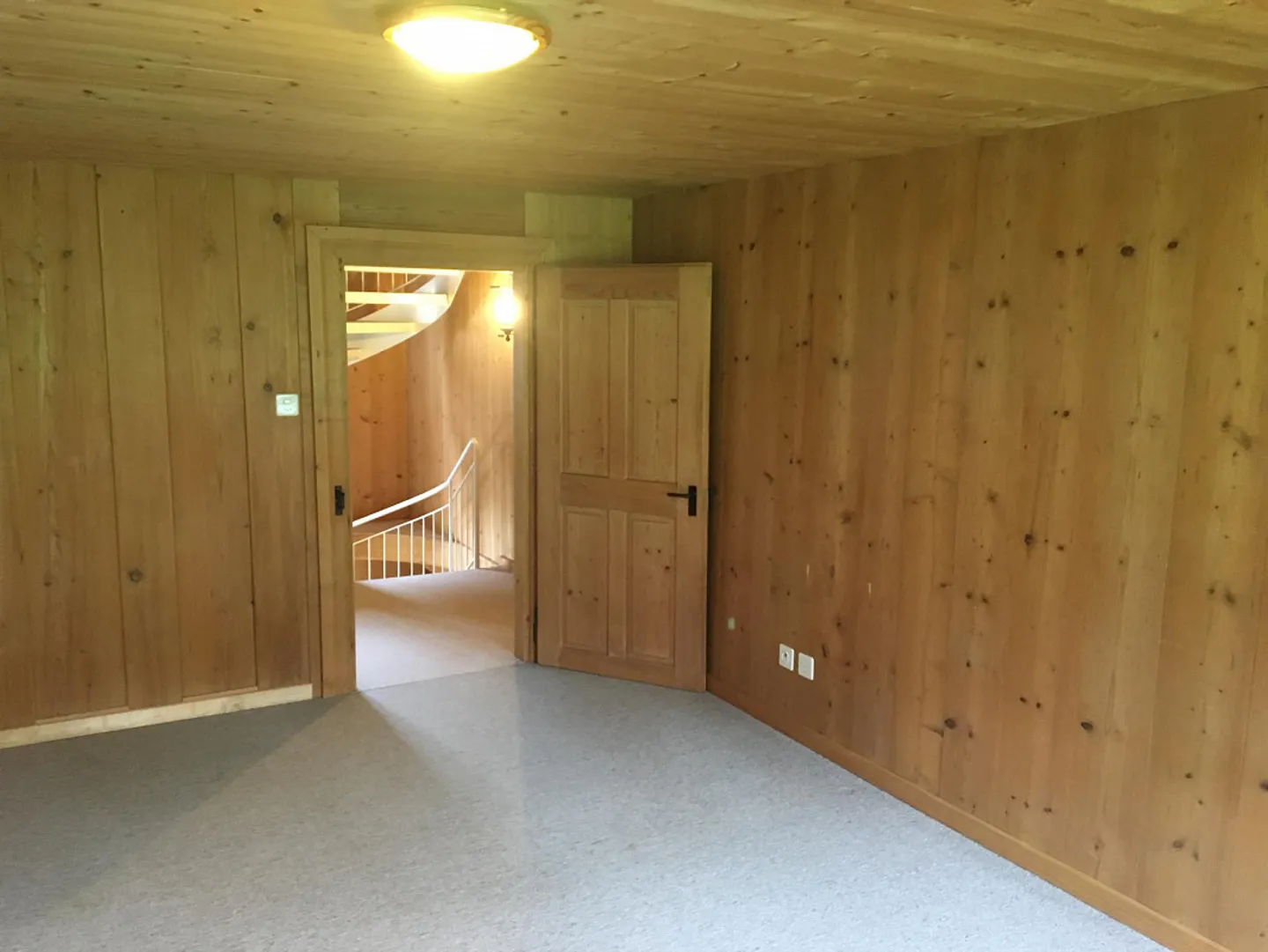 Affordable 3.5-room apartment in a quiet, green location - Photo 8 of 27