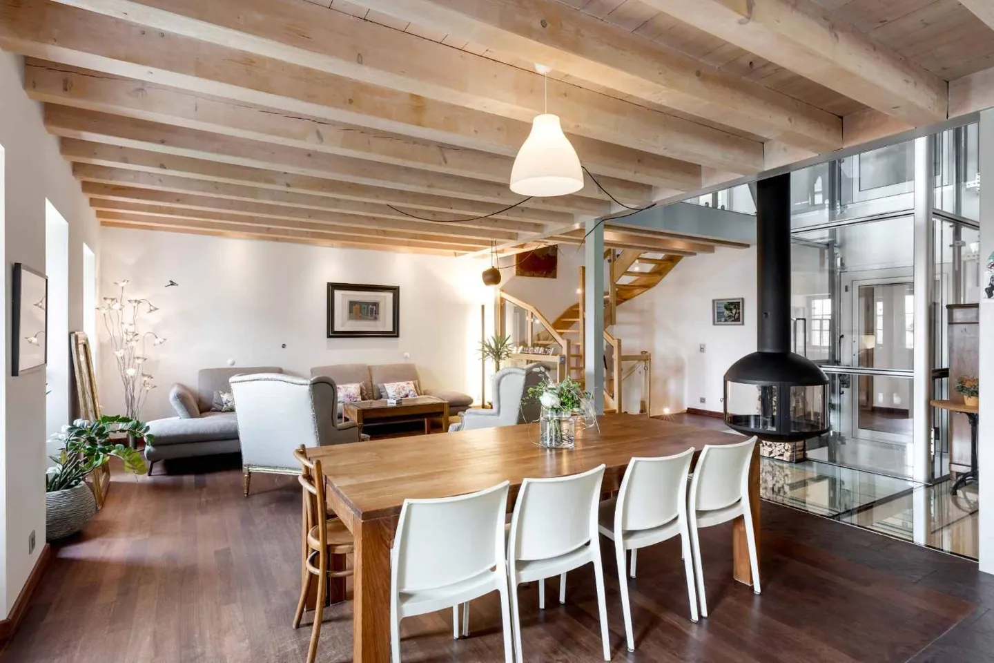Außergewöhnliches Chalet in Montreux - Foto 4 von 11