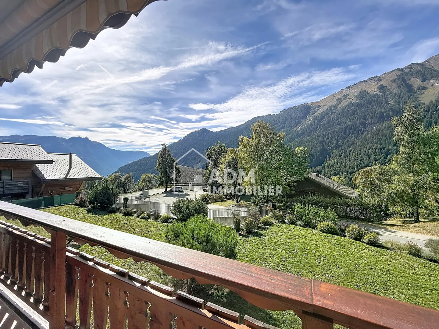 Ovronnaz, appartamento 3.5 locali con vista libera sulle Alpi - Foto 11 di 12