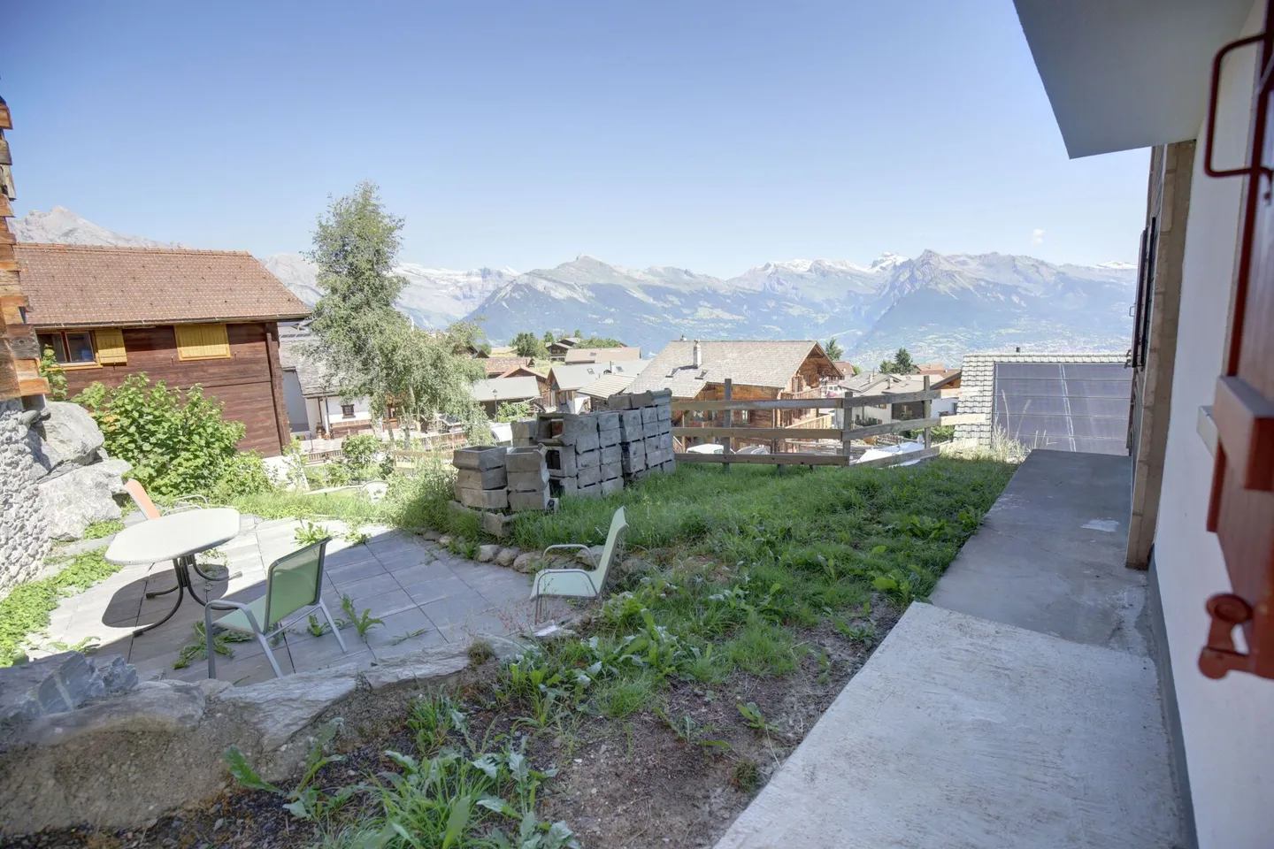 Charmante appartement 3 pièces au cœur du vieux village de Nendaz ! - Photo 4 sur 12