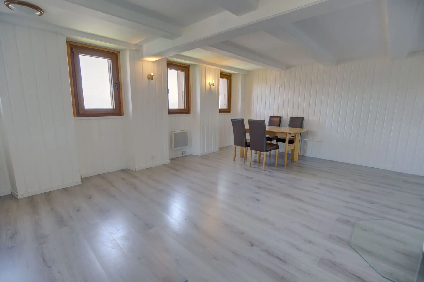 Charmante appartement 3 pièces au cœur du vieux village de Nendaz ! - Photo 2 sur 12