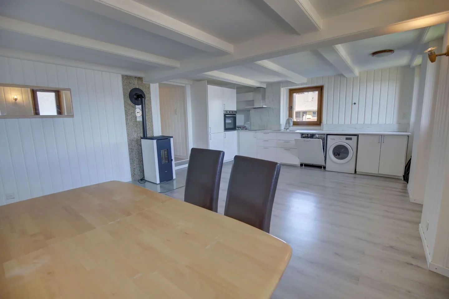 Charmante appartement 3 pièces au cœur du vieux village de Nendaz ! - Photo 3 sur 12
