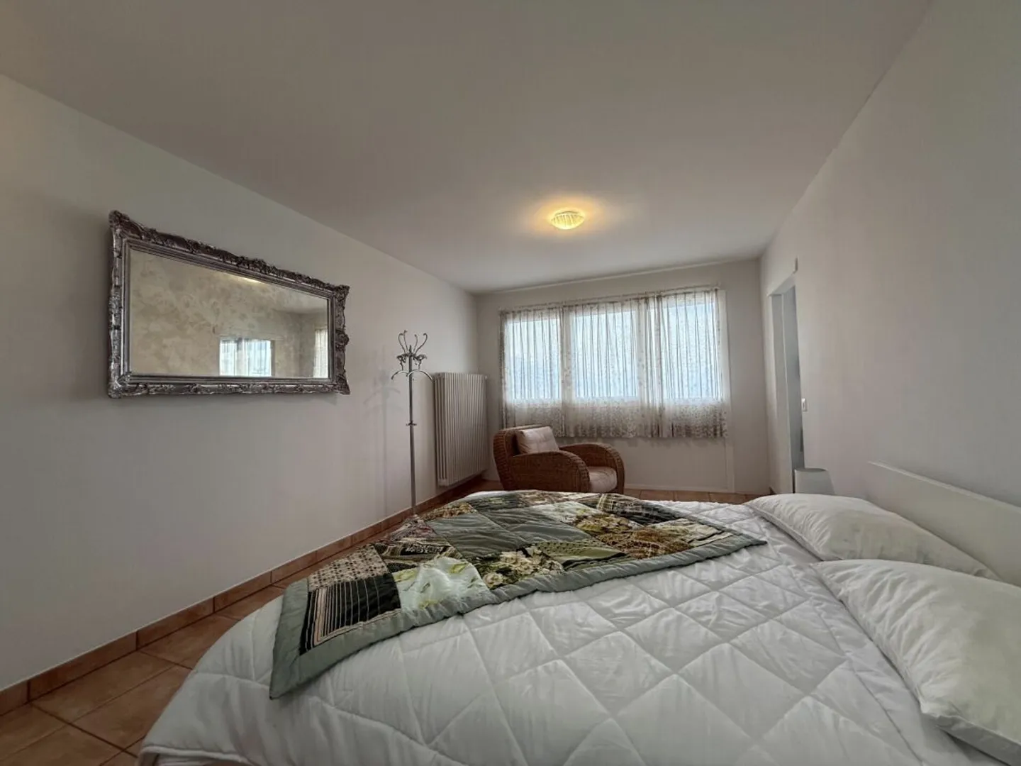 Two-family house with lake view in a sought-after location of Ronco sopra Ascona - Photo 16 of 17