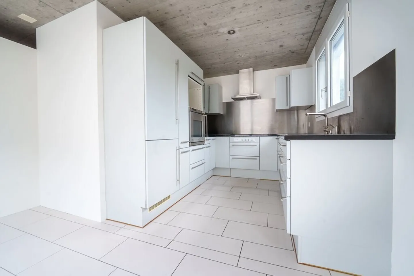 Maison familiale spacieuse avec appartement indépendant - Photo 9 sur 12