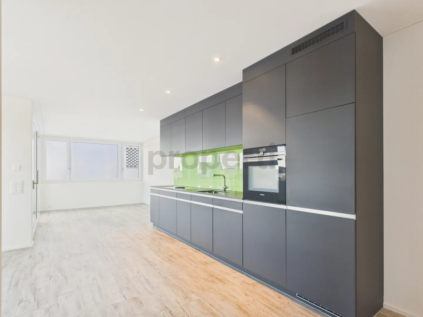 Appartement moderne de 2,5 pièces avec balcon à Rickenbach - Photo 4 sur 11