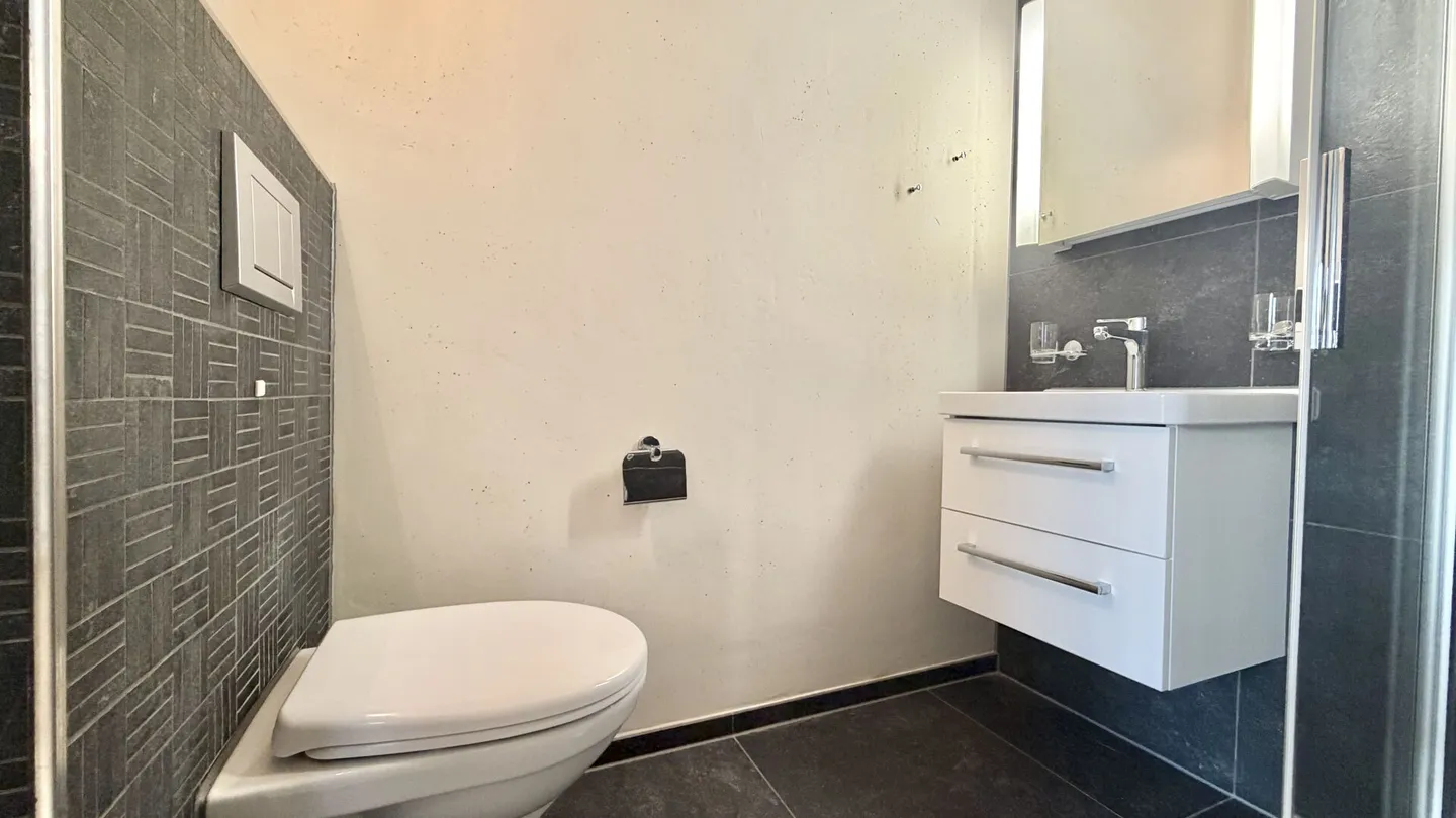 Great 3.5 Room Maisonette Apartment with Alpine View - Photo 11 of 11