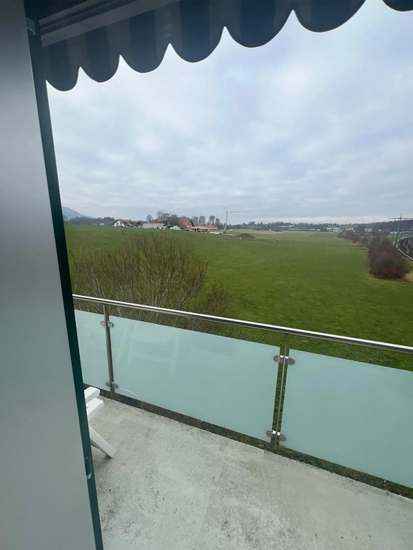 Looking for a new tenant for a 3.5 room apartment in Gümligen - Available immediately - Photo 10 of 11