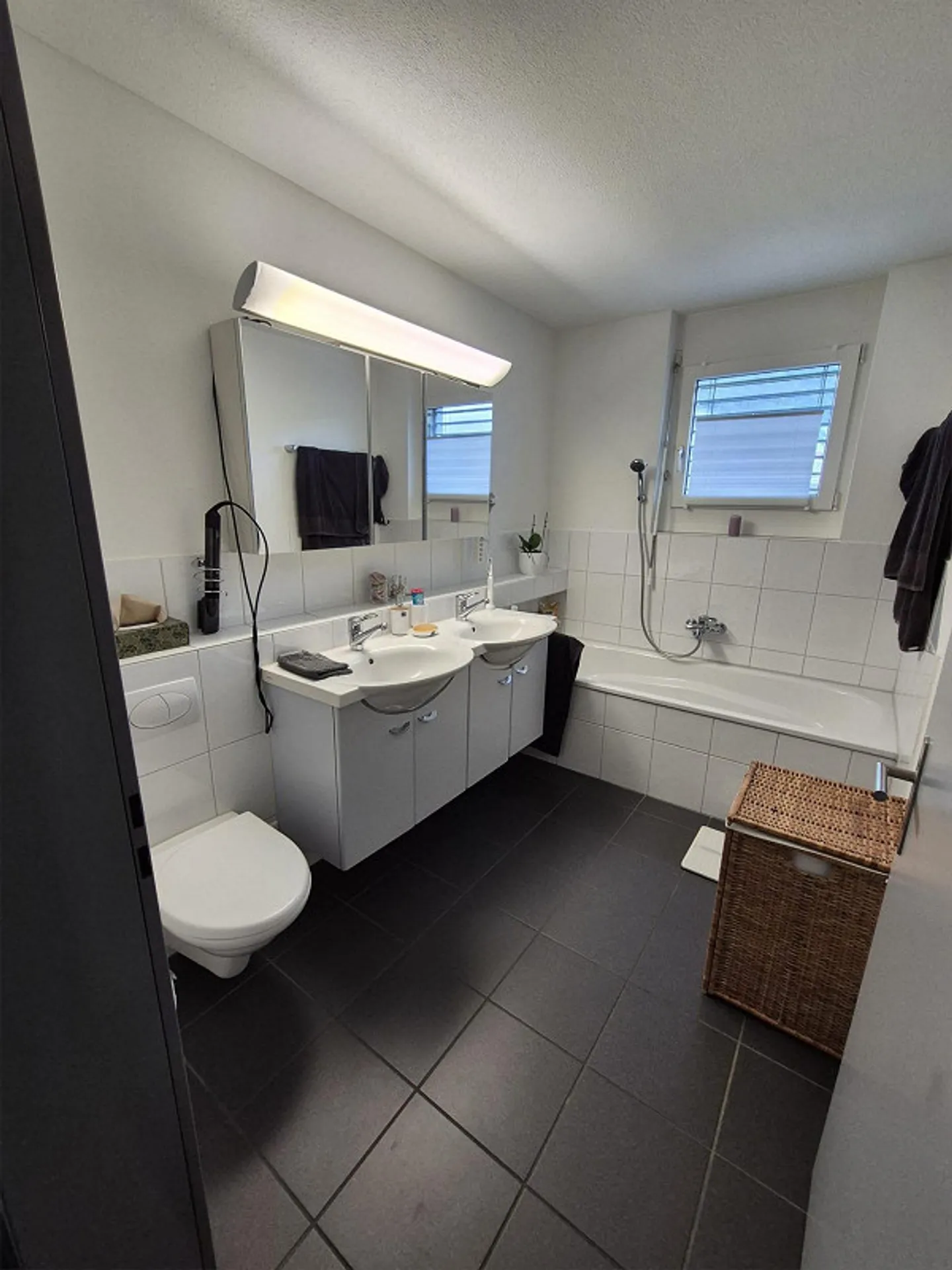 Grand et lumineux appartement dans le quartier de Bärenmatt - Photo 5 sur 5