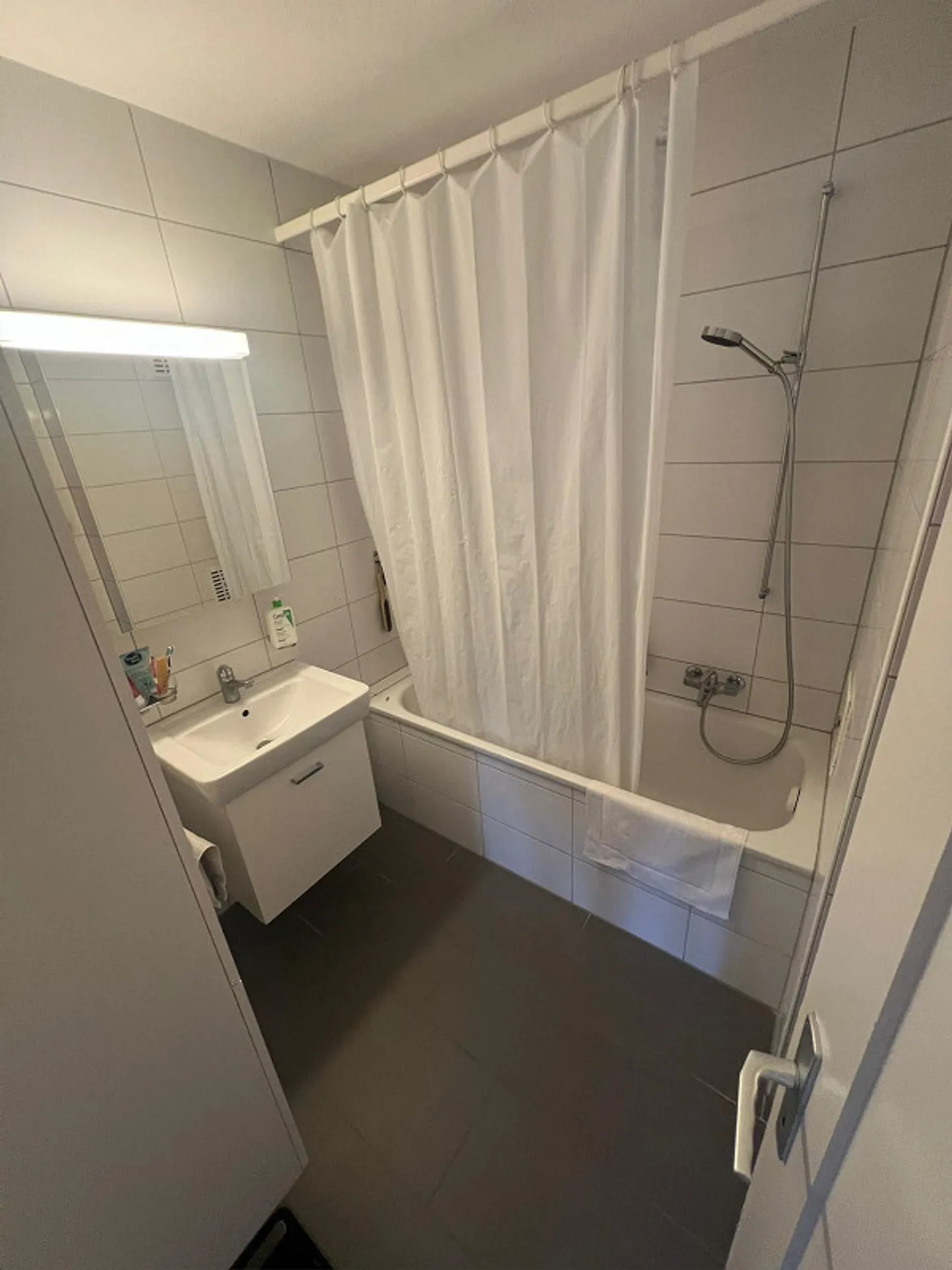 Looking for a new tenant for a 3.5 room apartment in Gümligen - Available immediately - Photo 7 of 11