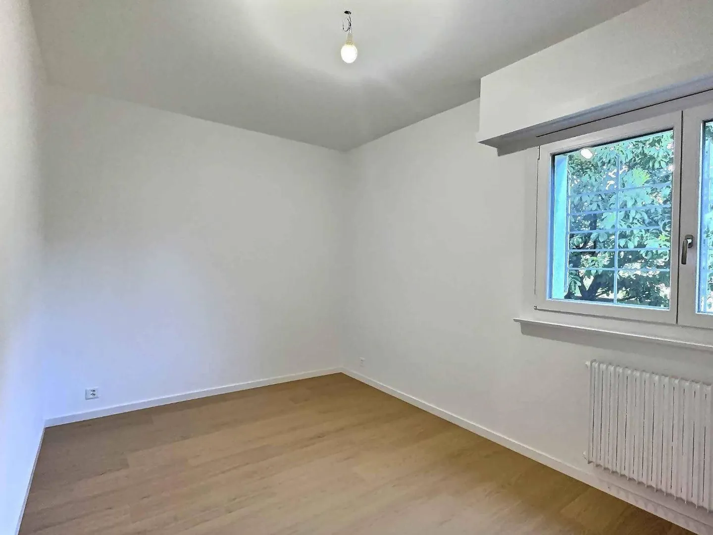 Appartement spacieux, entièrement rénové avec jardin privé à Prilly - Photo 6 sur 11