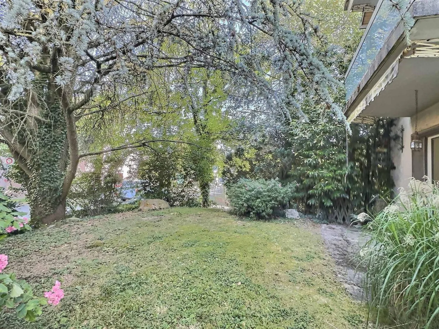 Appartement spacieux, entièrement rénové avec jardin privé à Prilly - Photo 10 sur 11