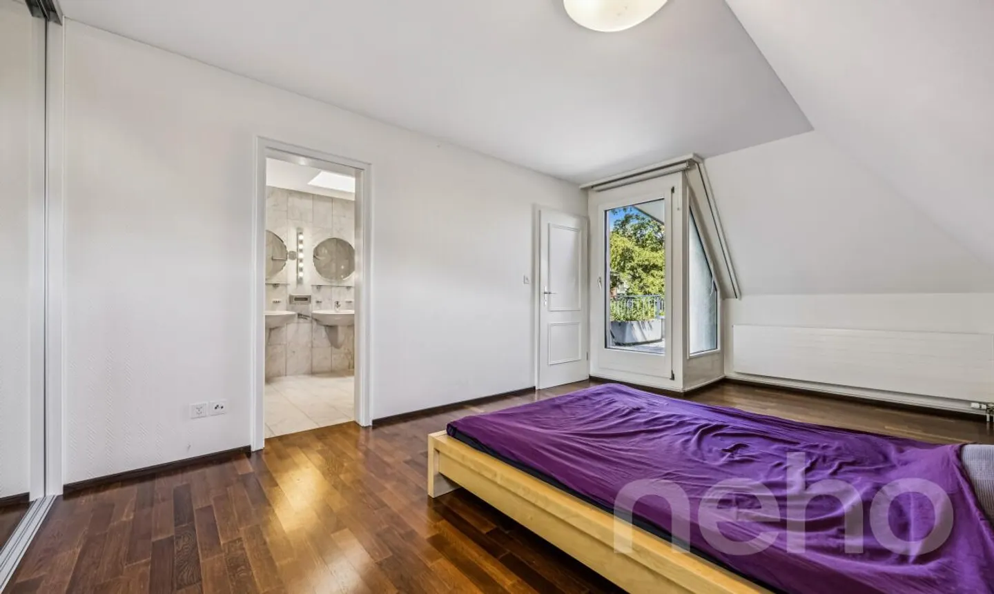 Elegante Maisonette mit Panoramablick - Foto 9 von 11
