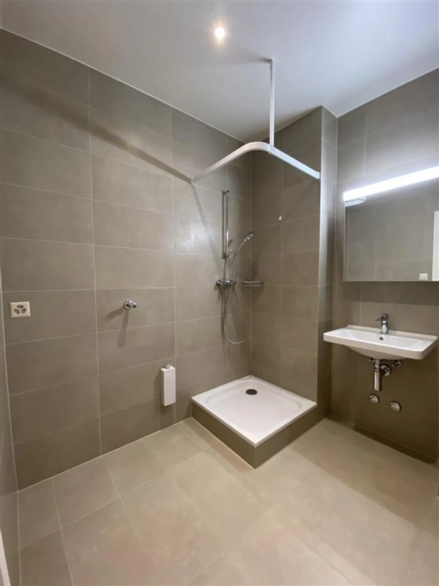 3-room apartment - Photo 3 of 7