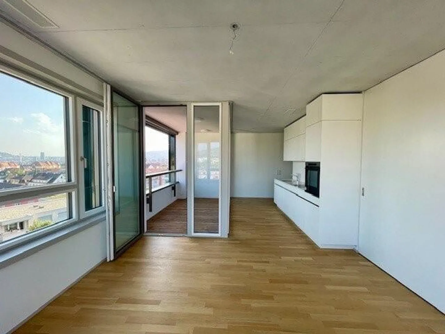 Appartement en duplex central à Friesenberg dans le district 3 (Wiedikon) - Photo 3 sur 9