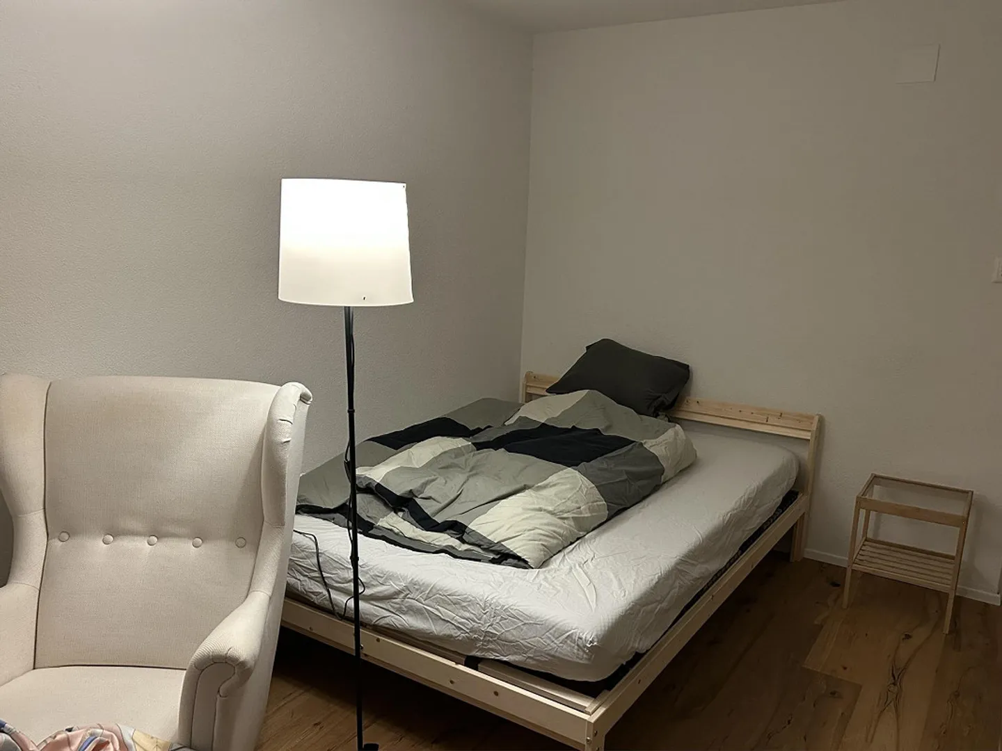 Bright, modern studio in the best location in Chur from September 1st - Photo 3 of 4