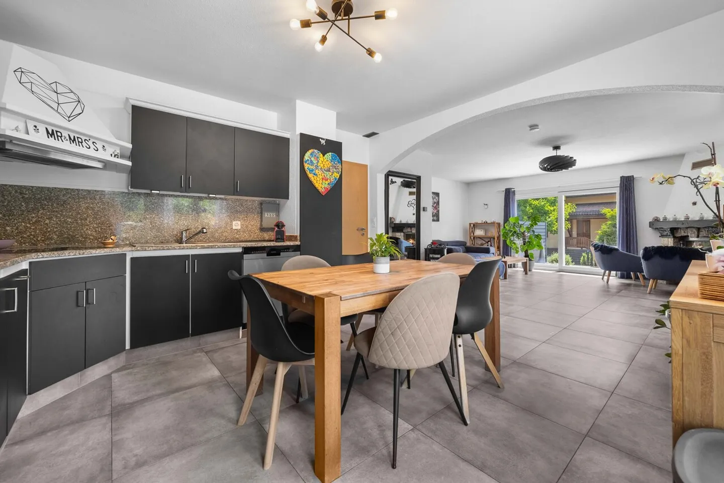 Massongex - Villa avec 6,5 pièces, piscine et jardin - Photo 5 sur 13
