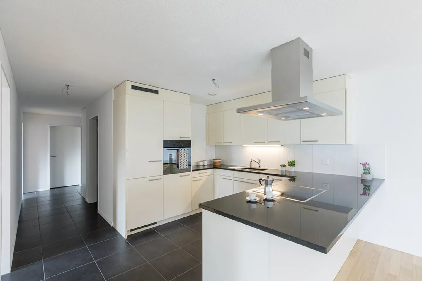 Moderne 3.5-Zimmerwohnung - Foto 4 von 8