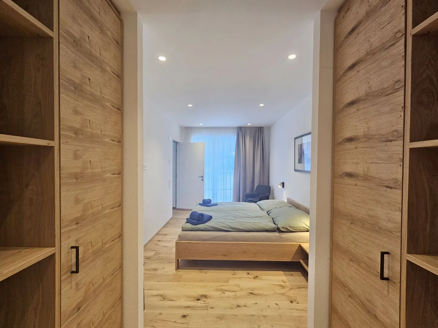 Silberdistel in der sonnigen Wildi Grossus Moos. Gartenwohnung. - Foto 5 von 15