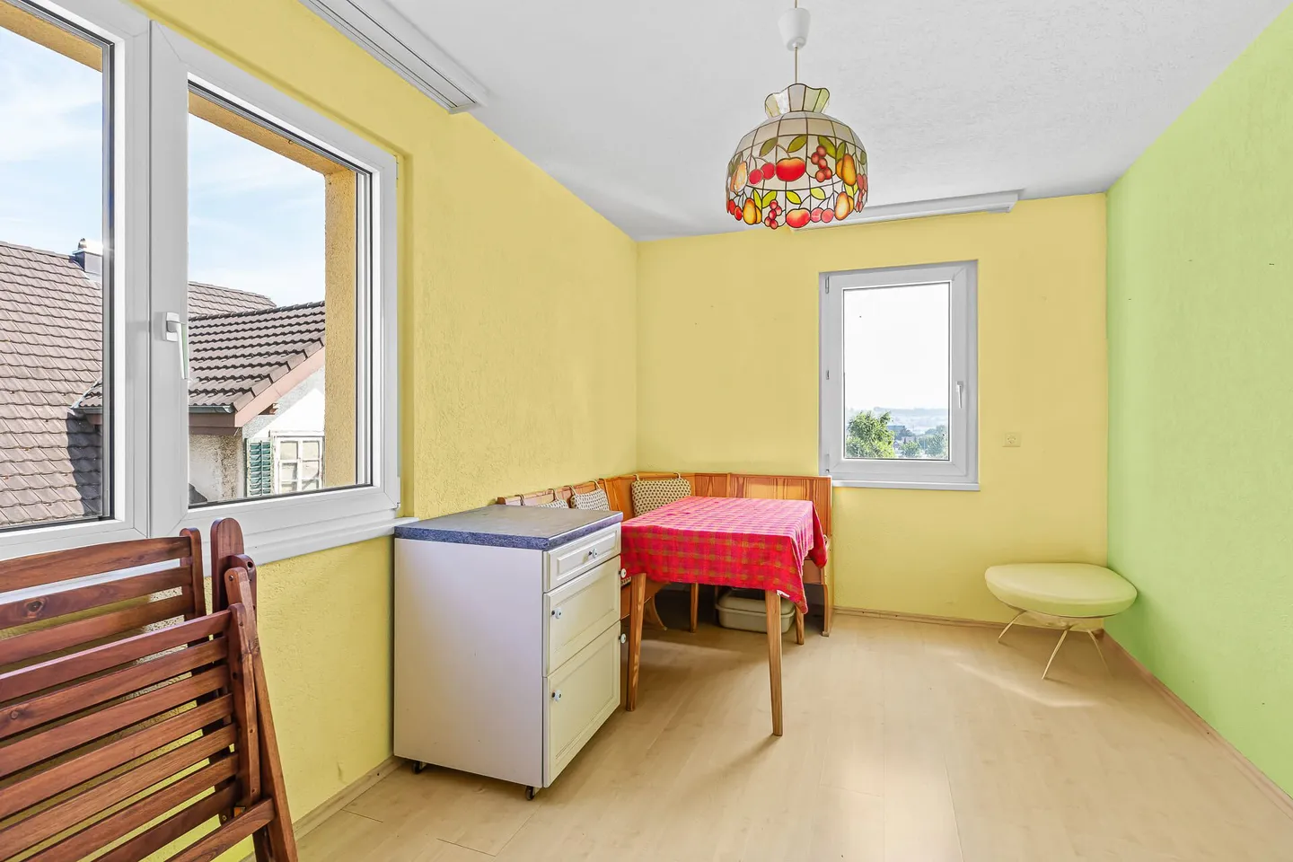 WELL LOCATED & FUNCTIONALLY DESIGNED - Photo 10 of 13