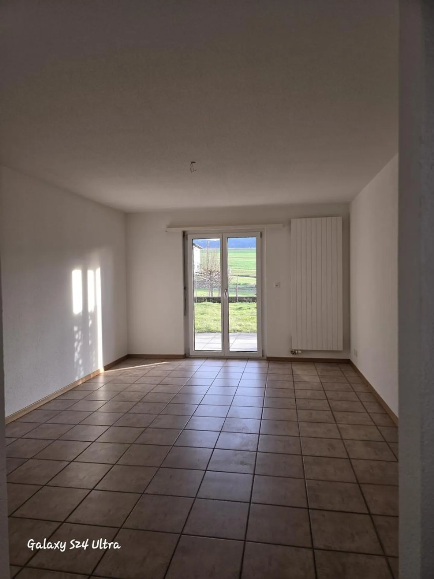 Erdgeschosswohnung mit Balkon - Foto 9 von 13