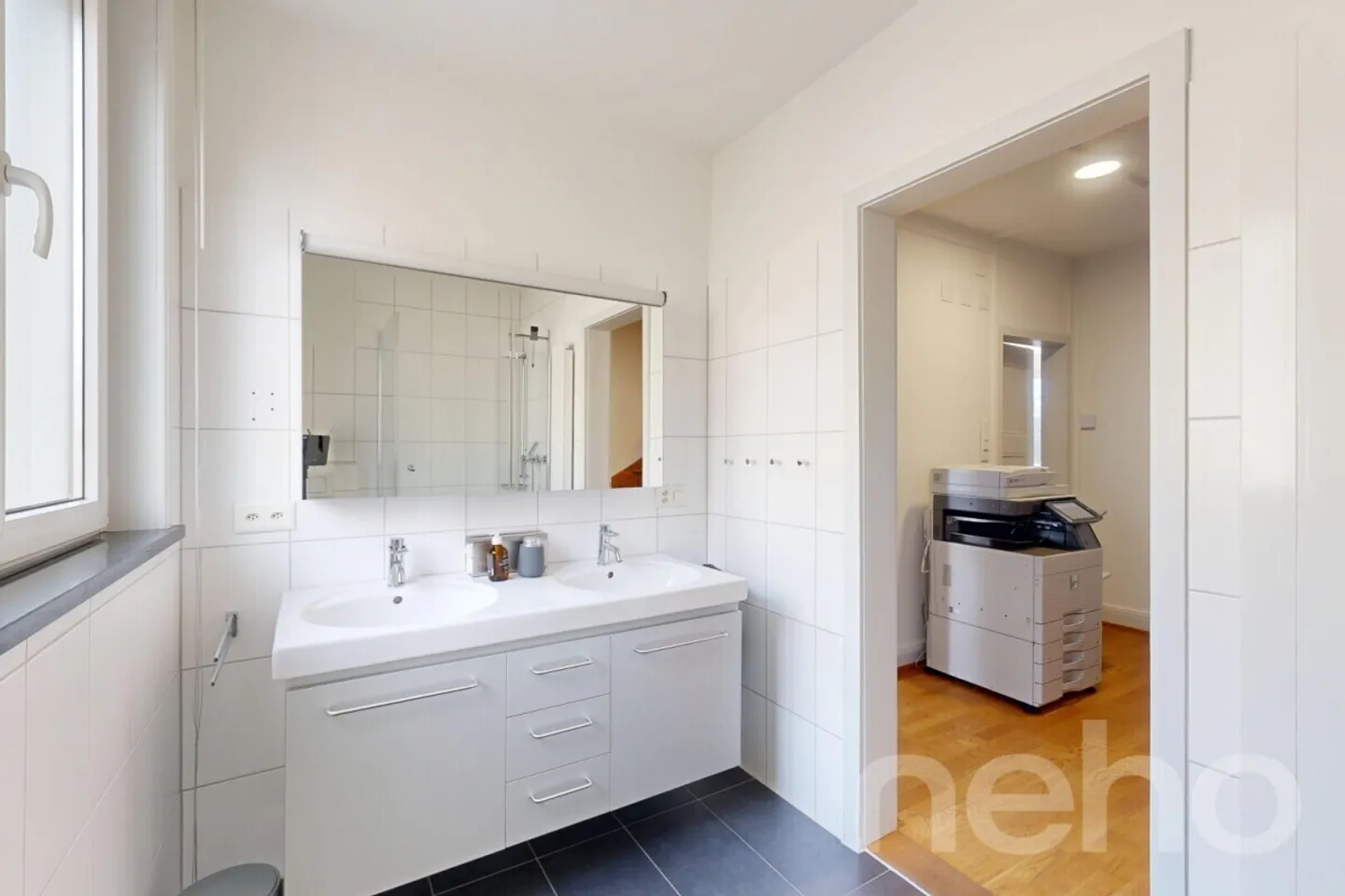 Charming 4.5-room maisonette apartment with private garden - Photo 11 of 11