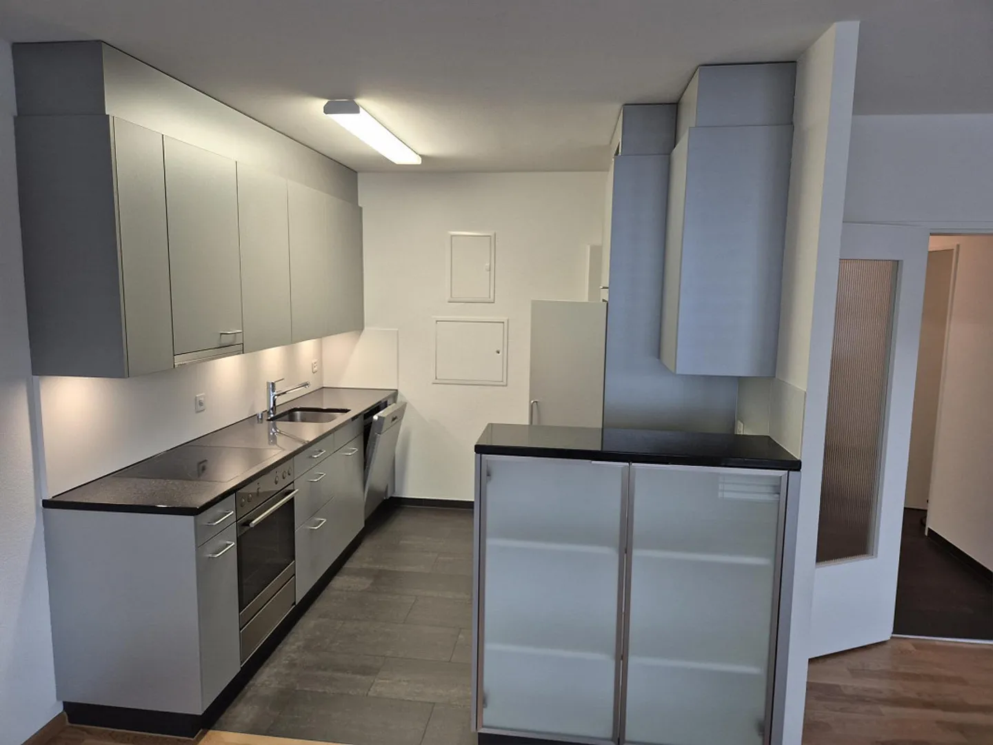 Beautiful, modern 4.5-room apartment with elevator in Pratteln - Photo 1 of 11
