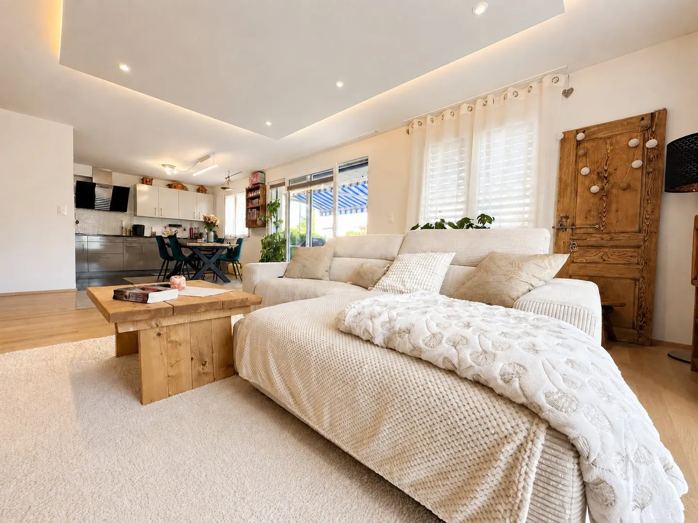 Spacious Garden Apartment - Photo 1 of 10