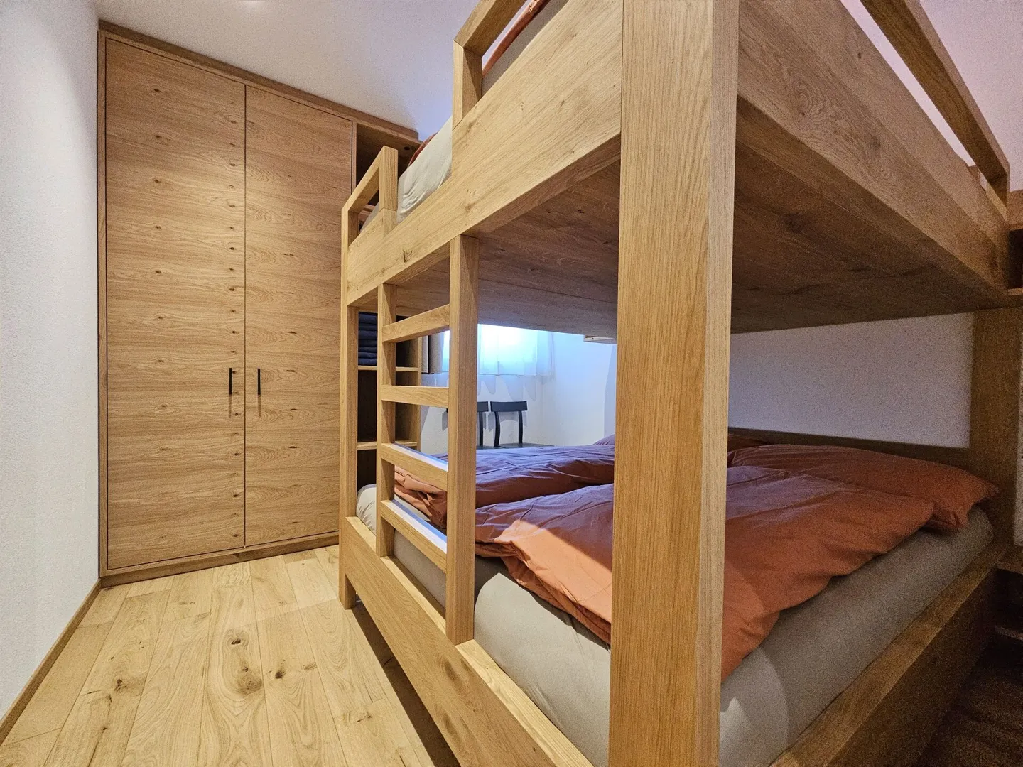 Silberdistel in der sonnigen Wildi Grossus Moos. Gartenwohnung. - Foto 11 von 15