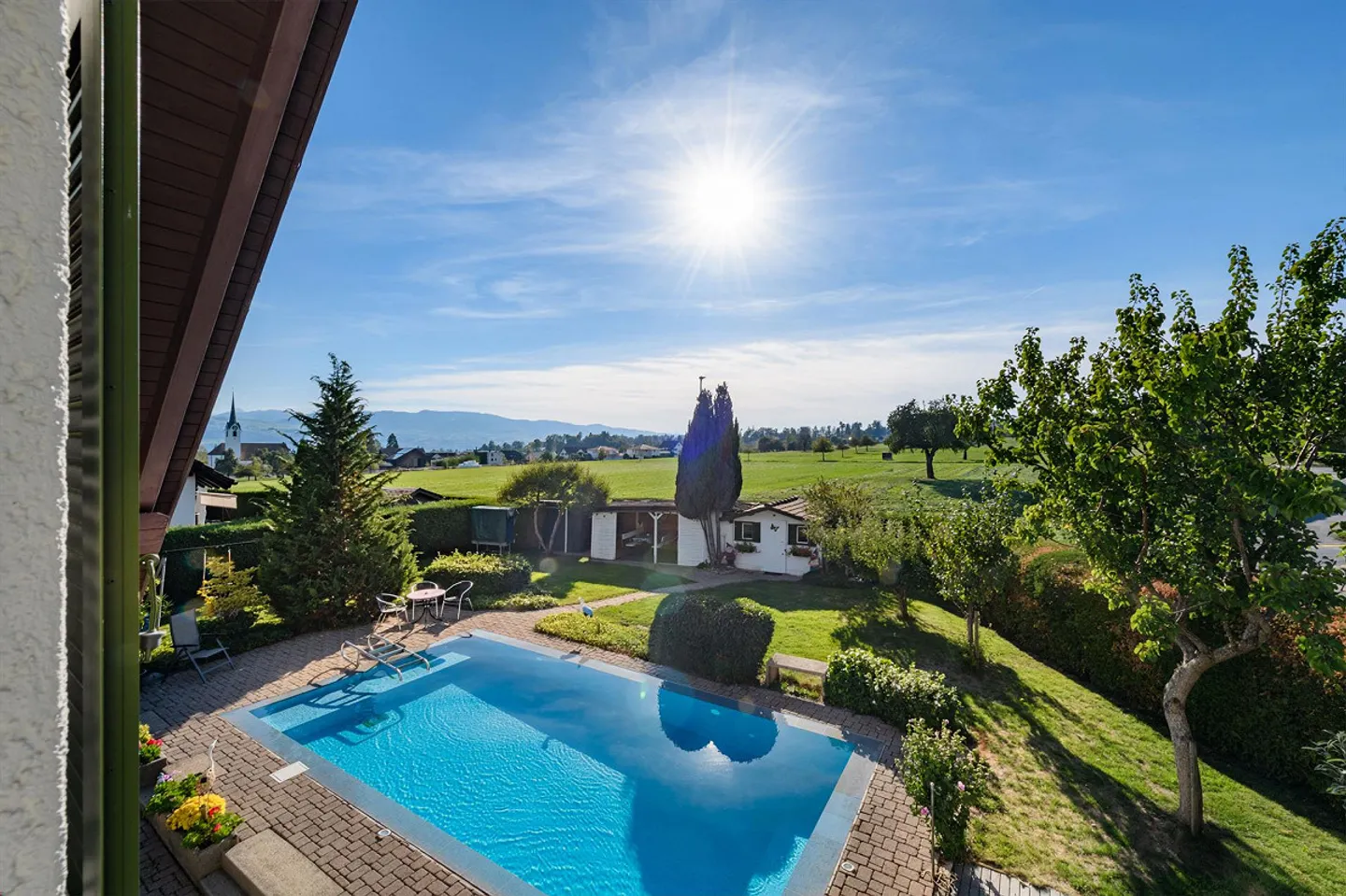 Charmantes Einfamilienhaus mit Pool - Foto 6 von 19
