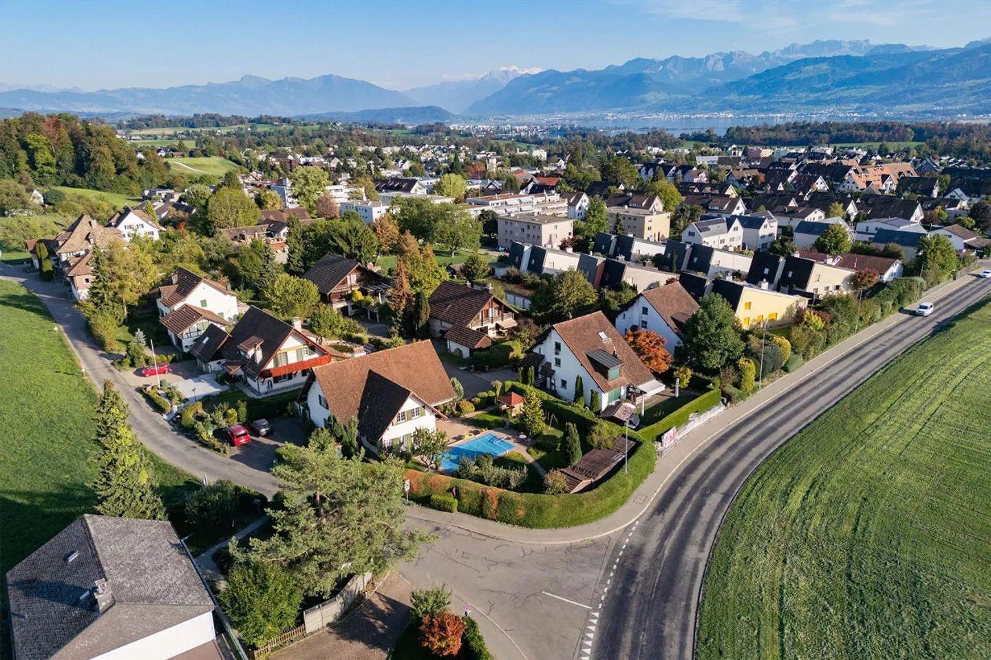 Charmantes Einfamilienhaus mit Pool - Foto 3 von 19